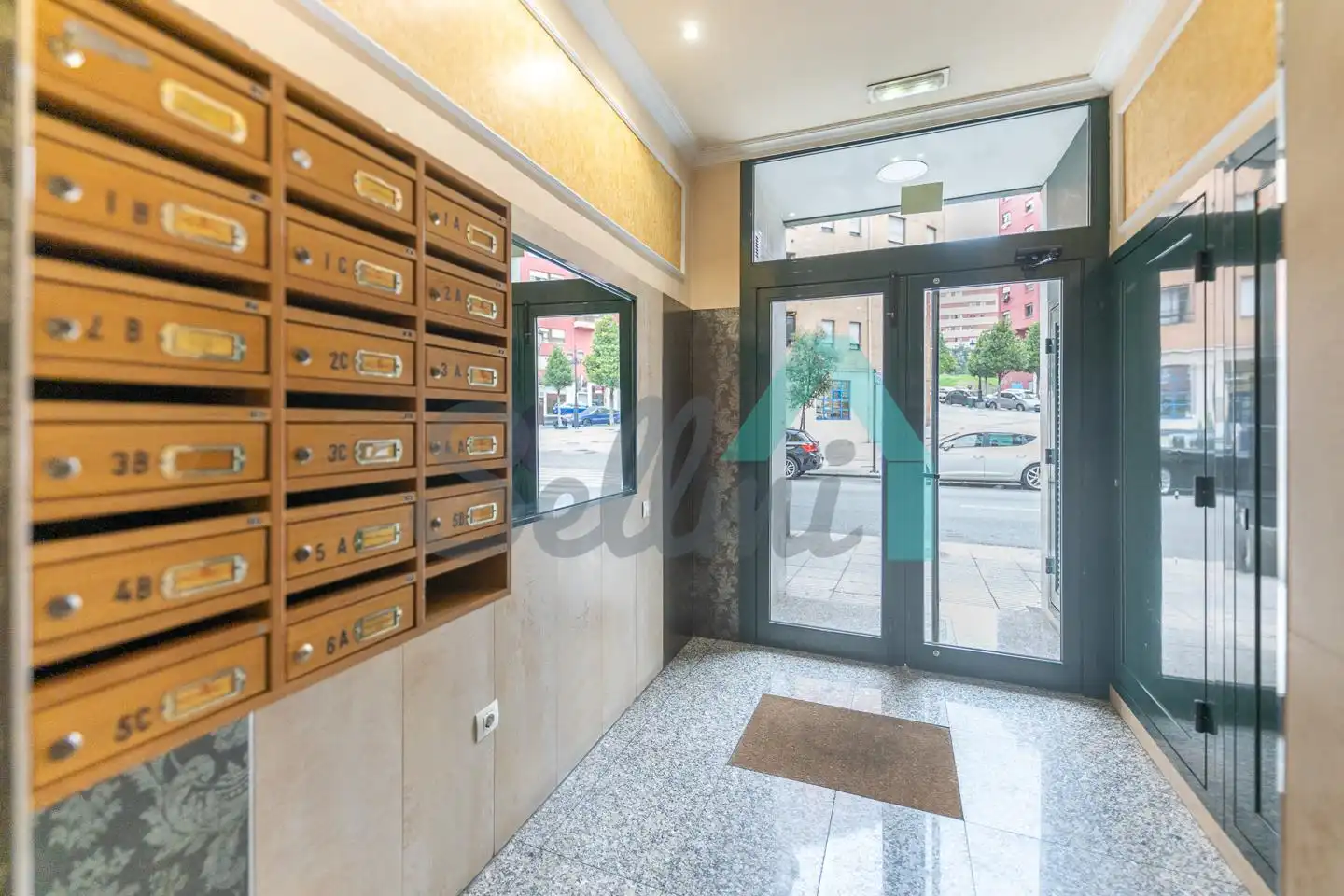 Estudi de lloguer a Calle Aureliano San Román, Milán - Pumarín