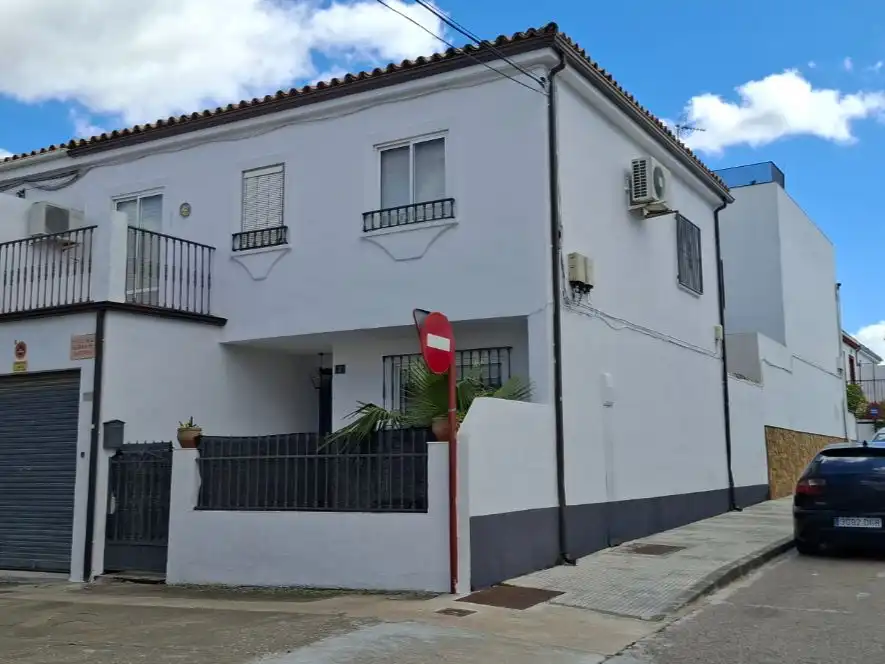 Houses for rent in Calle Sierra de Cazorla, 2, Baeza