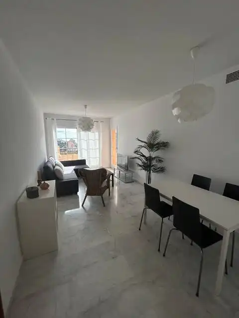 Attic for rent in Calle Comunera María Pacheco, Los Pacos