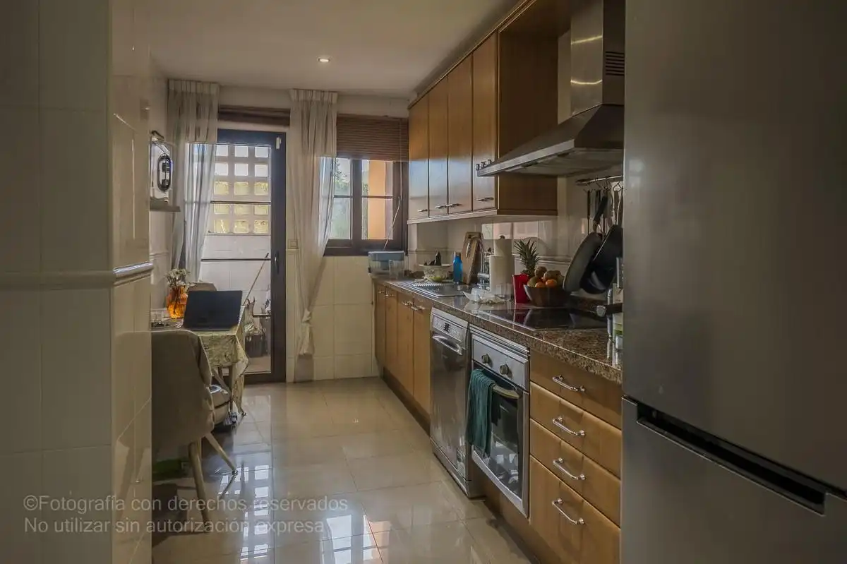 Apartment with pool for sale in Estepona Pueblo, imagen 6