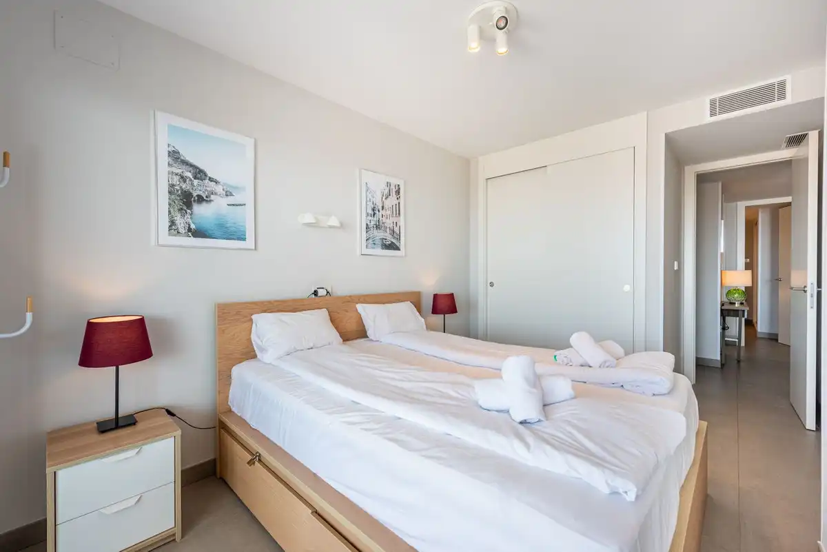 Habitación de Planta baja en venta en Fuengirola con Aire acondicionado, Calefacción y Terraza