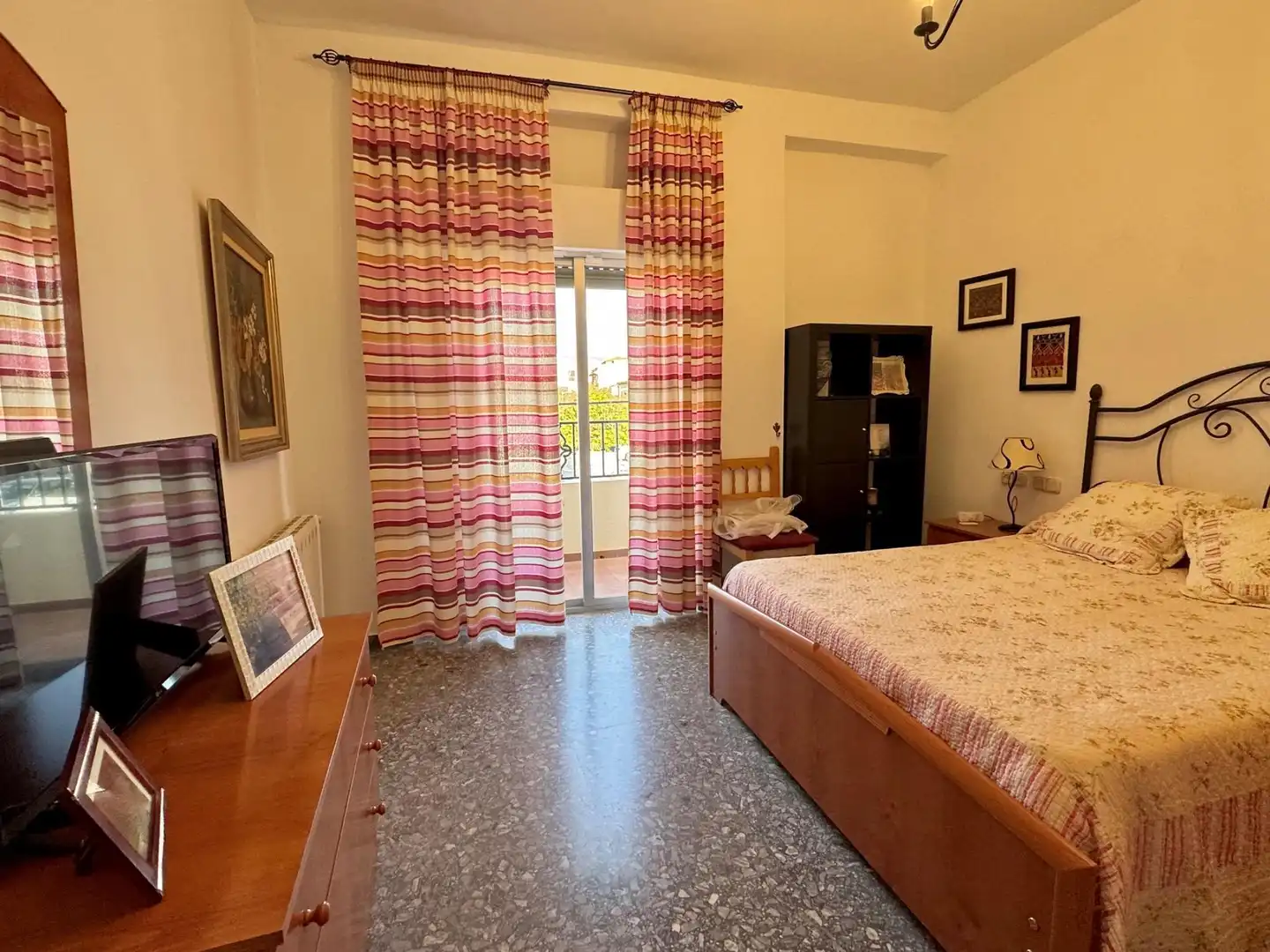 Casa aparellada amb terrassa en venda a Calle de la Gloria, imagen 54