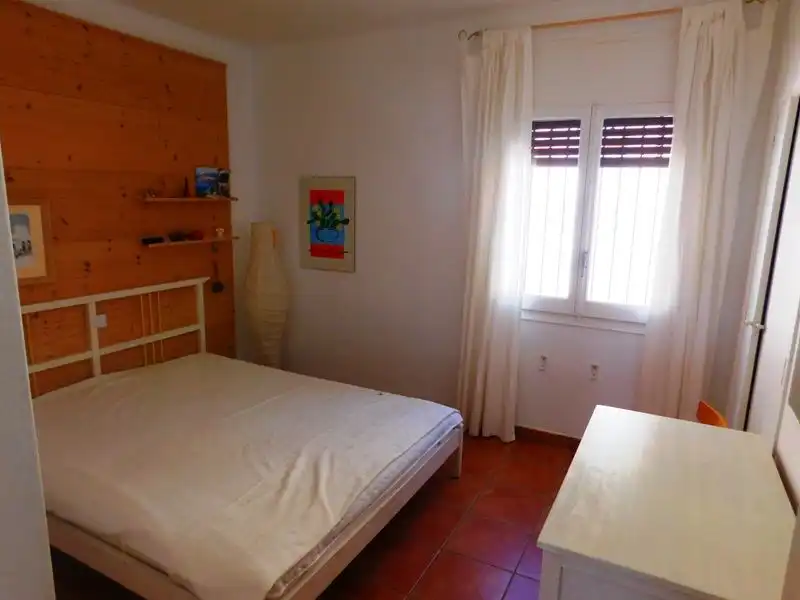 Schlafzimmer von Haus oder Chalet zum Verkauf in Roses mit Klimaanlage, Privatgarten und Terrasse
