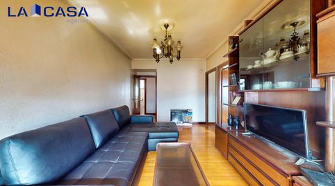 Foto 5 de Piso en venta en Obispo Padre Olaetxea Plaza, Lutxana - Llano, Barakaldo