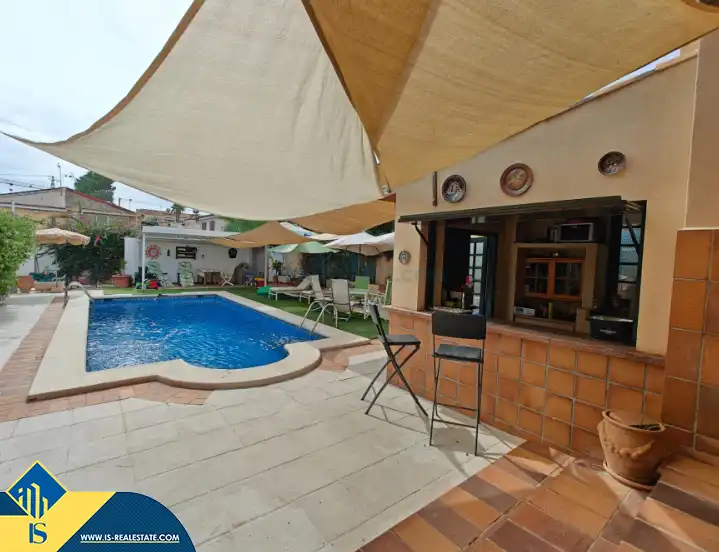 Villa avec terrasse à vendre à Los Balcones - Los Altos