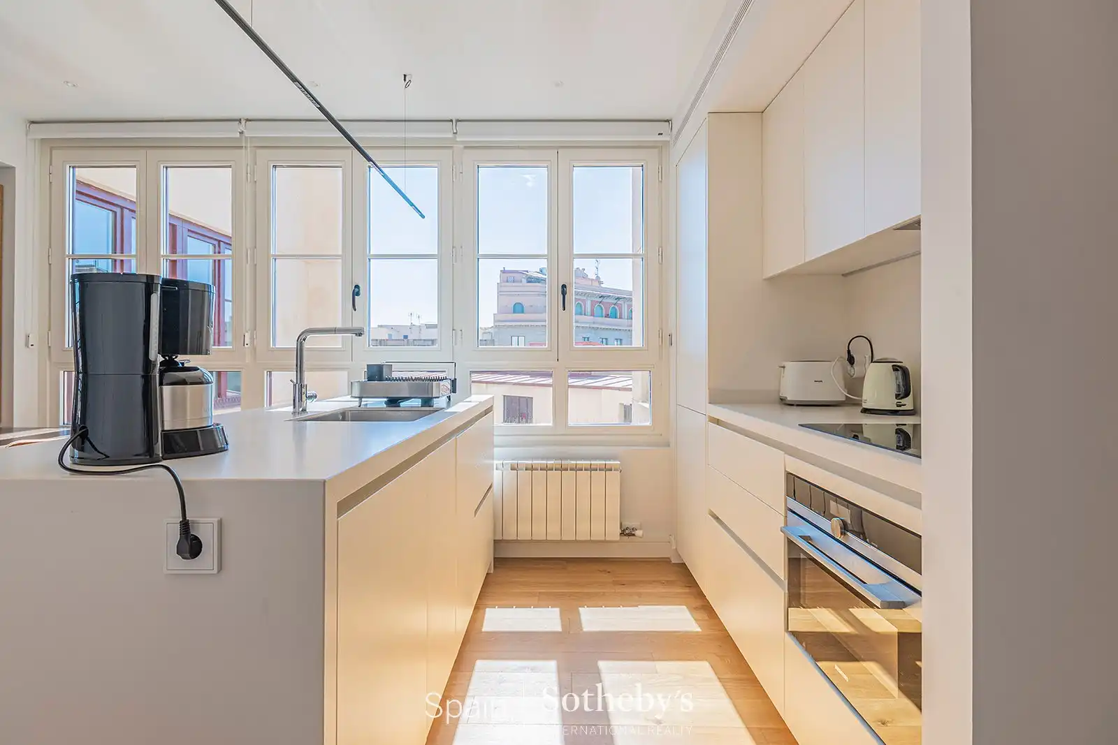 Kitchen of Apartments for sale in Barcelona  with Air Conditioner, Heating and Terrace