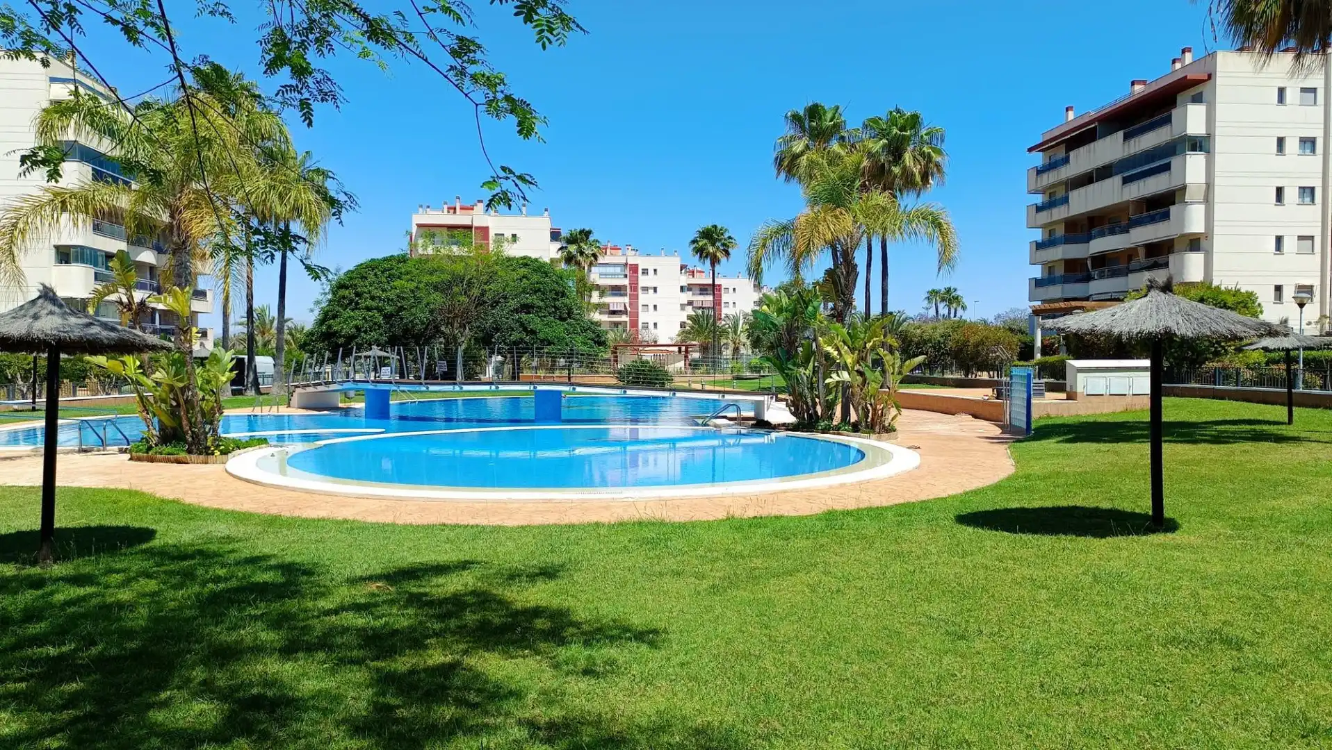 Apartamento con terraza en alquiler en Calle GRAN VIA 17