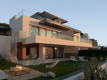 Casa bifamiliare con piscina in vendita a Estepona Pueblo