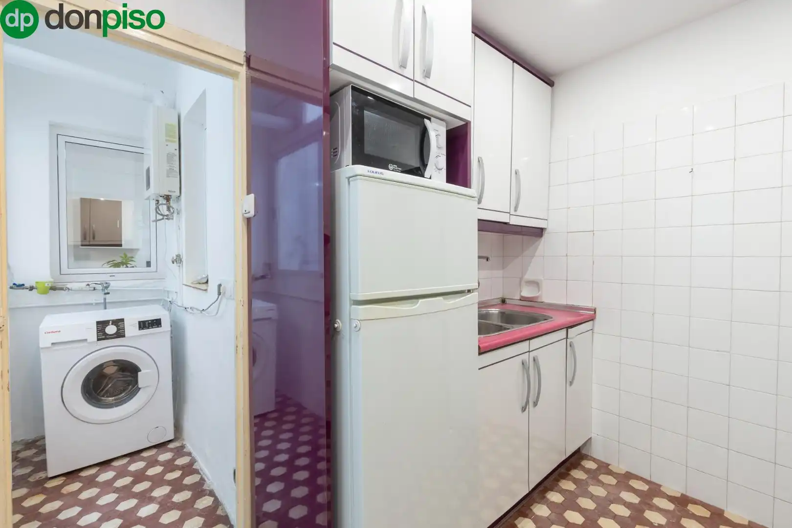 Kitchen of Flat for sale in Granada  with Furnished