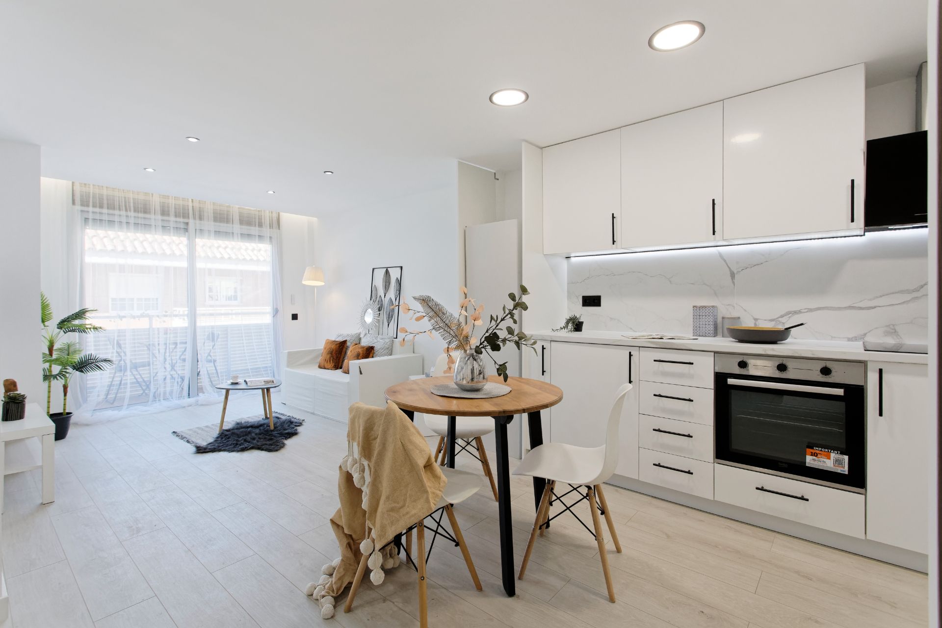 Bedroom of Attic for sale in Rubí  with Parquet flooring, Terrace and Oven