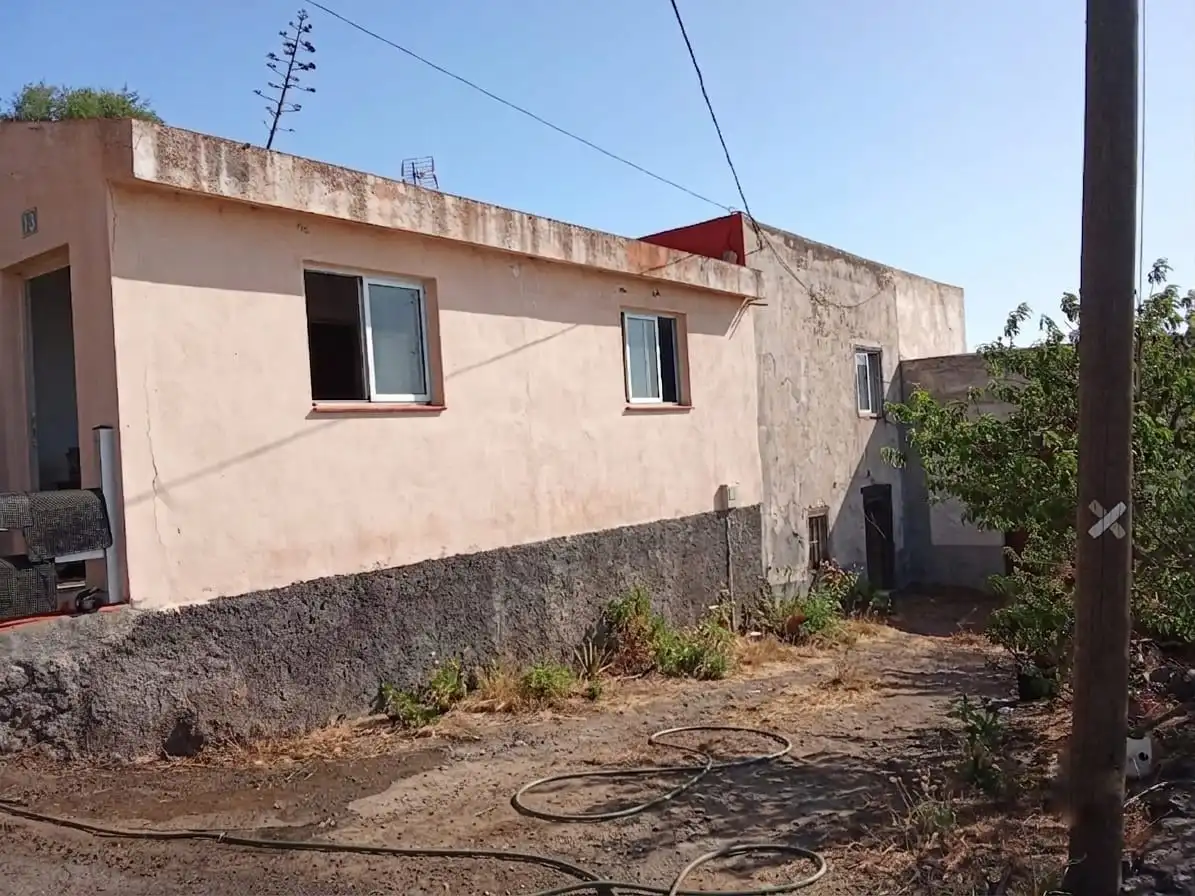 Casa rústica en venda a Calle la Cuesta