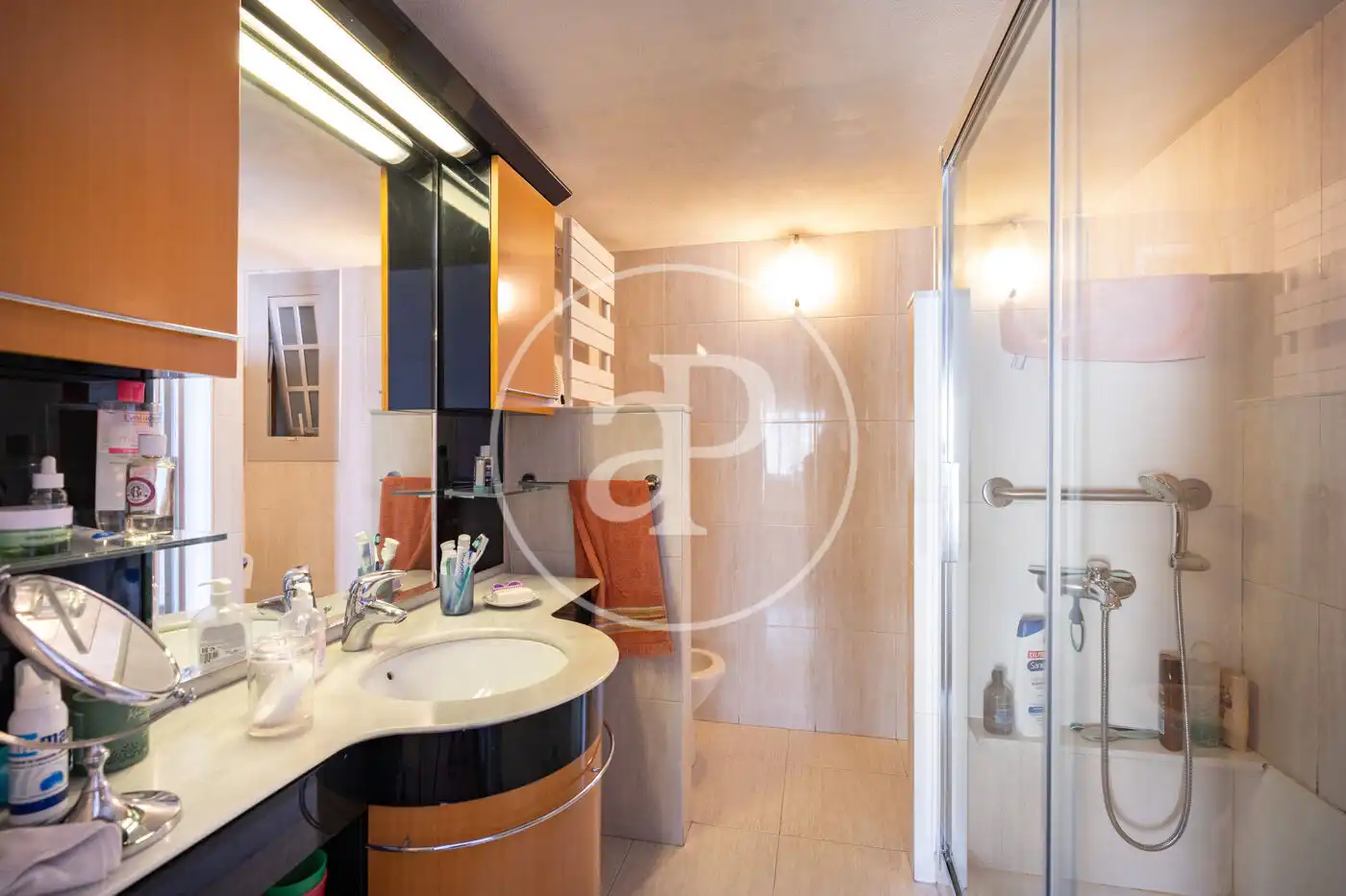 Baño de Piso en venta en Barcelona con Aire acondicionado, Calefacción y Terraza