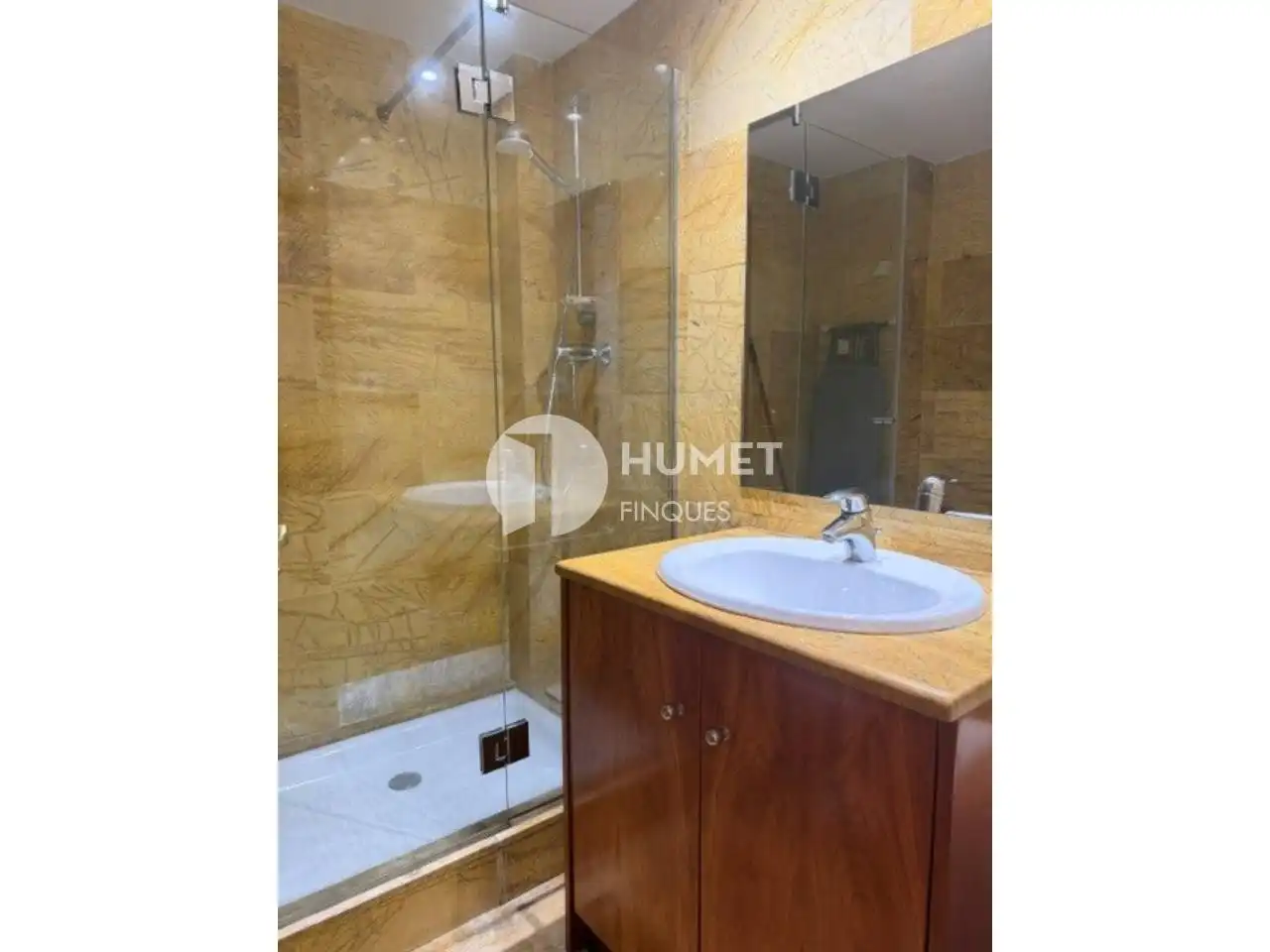 Baño de Dúplex en venta en Sant Cugat del Vallès con Aire acondicionado, Calefacción y Jardín privado