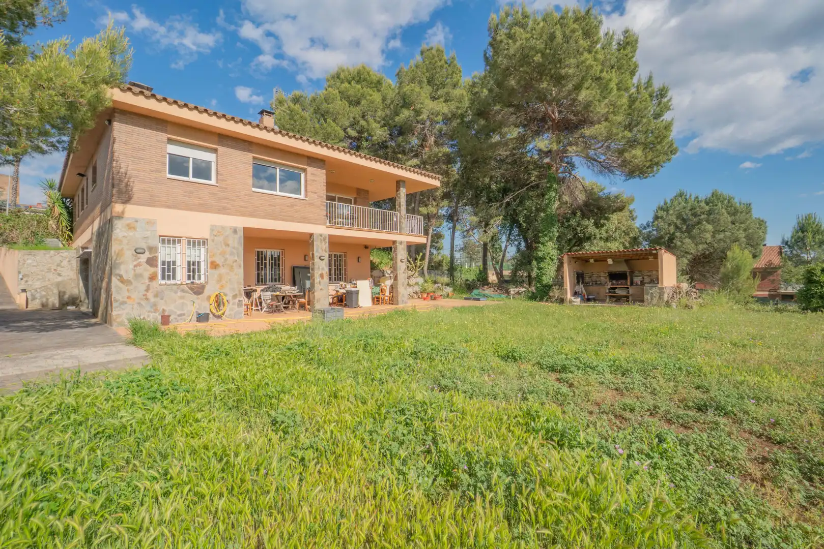 Jardí de Casa o xalet en venda en Sabadell amb Aire condicionat, Calefacció i Jardí privat