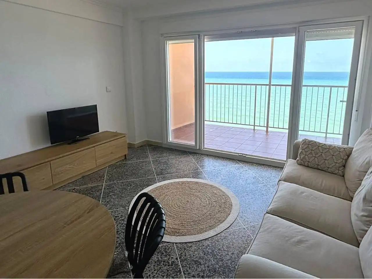 Sala de estar de Piso de alquiler en Sueca con Aire acondicionado, Terraza y Amueblado