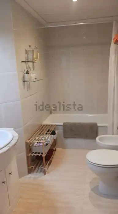 Baño de Piso de alquiler en Sagunto / Sagunt con Aire acondicionado, Amueblado y Horno