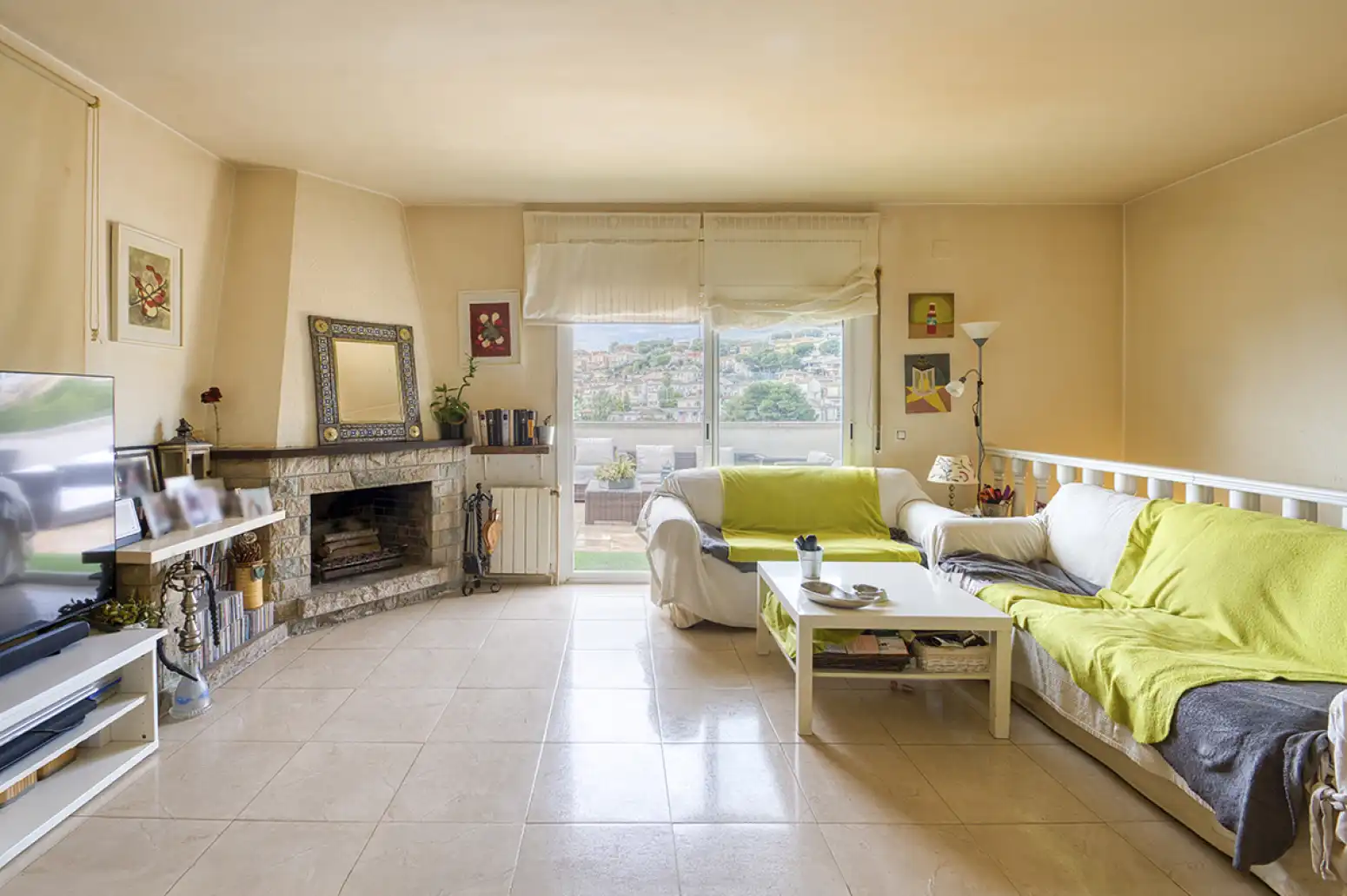 Sala de estar de Casa o chalet en venta en Calafell con Terraza y Piscina