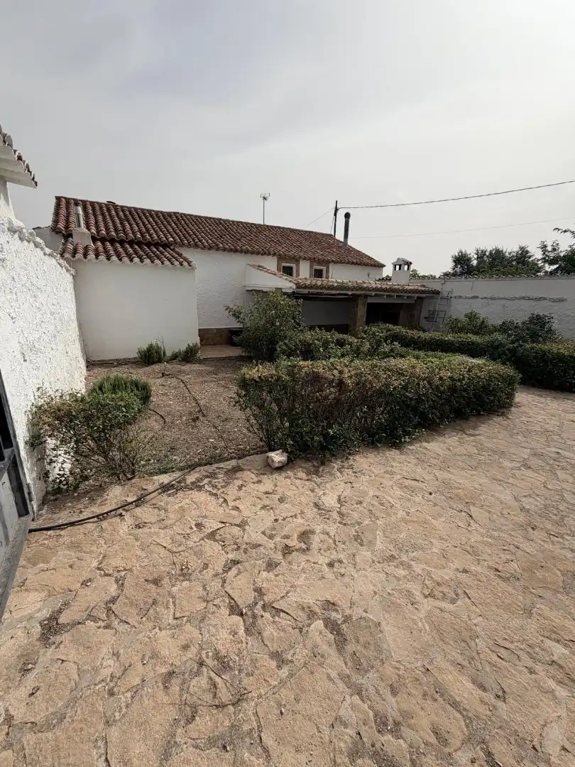 Jardí de Finca rústica en venda en Pozohondo amb Aire condicionat, Calefacció i Traster