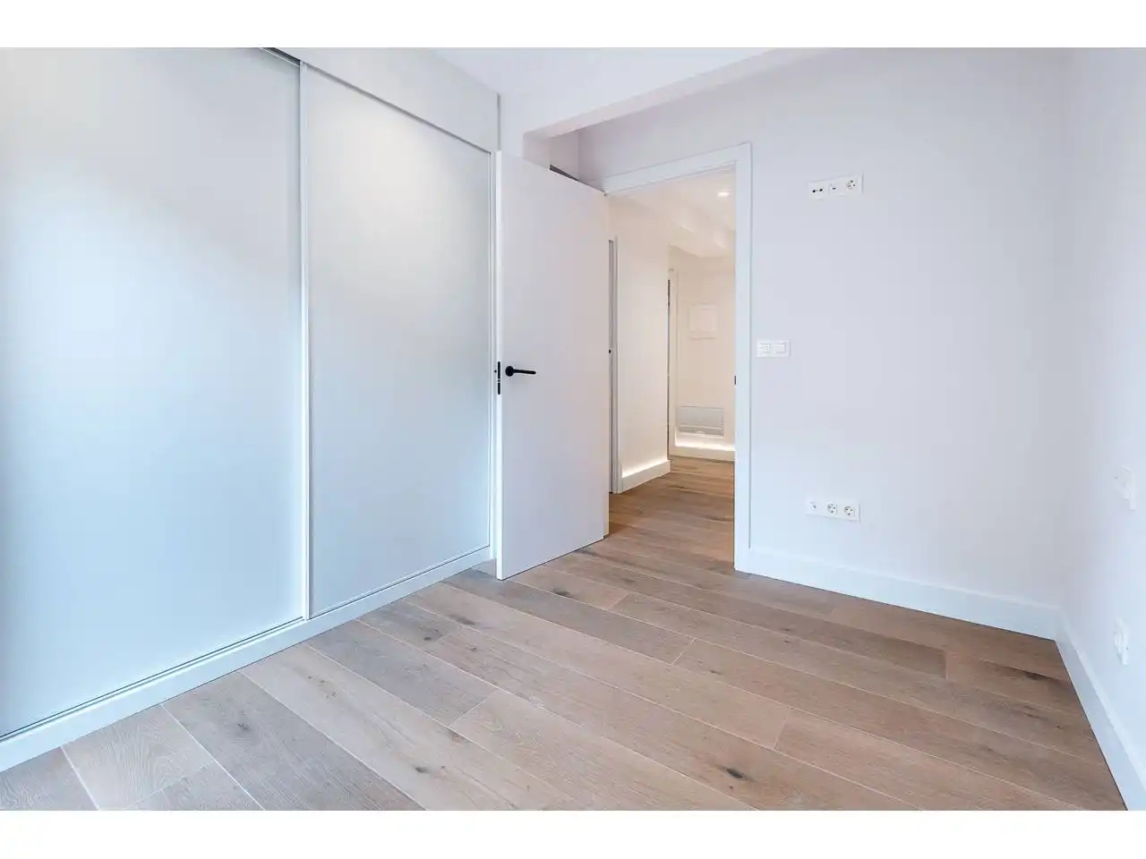 Piso en venta en Donostia - San Sebastián  con Calefacción, Terraza y Trastero