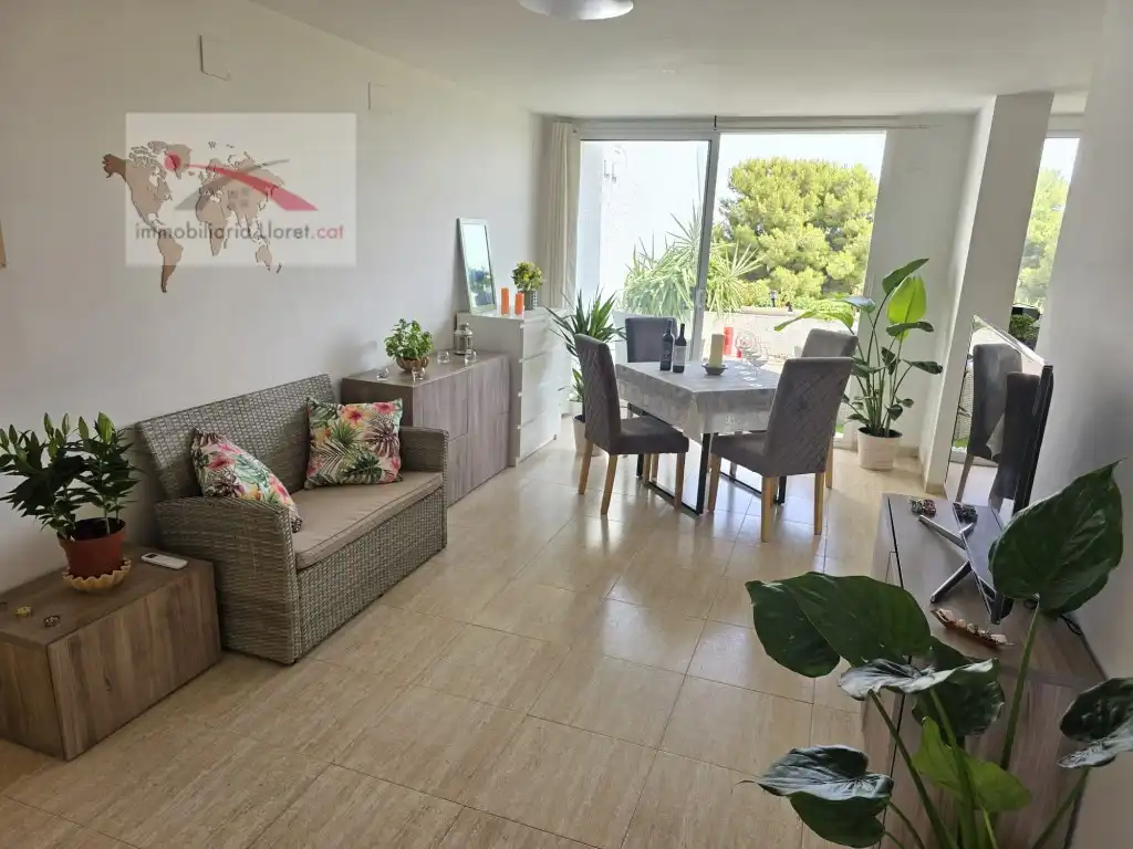 Sala de estar de Ático en venta en Vila-seca con Jardín privado, Terraza y Piscina