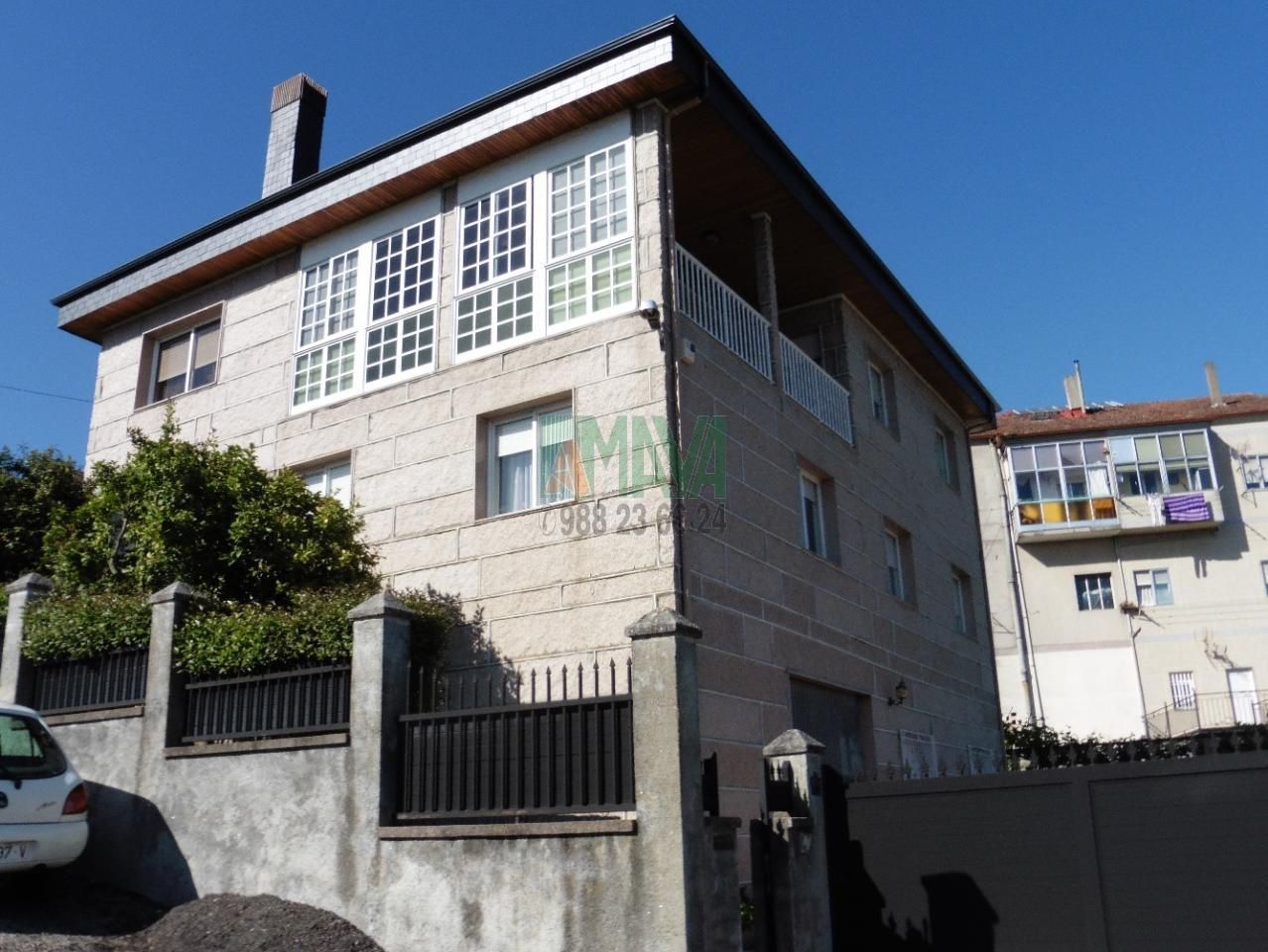 Exterior view of House or chalet for sale in Ourense Capital   with Heating, Private garden and Parquet flooring