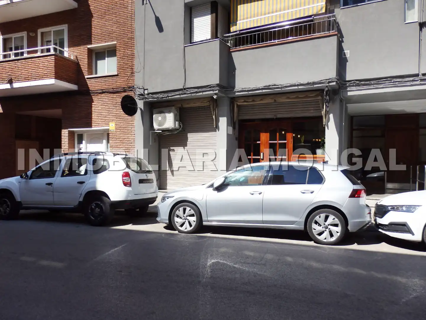 Aparcament de Local de lloguer en Gavà amb Aire condicionat, Moblat i Alarma