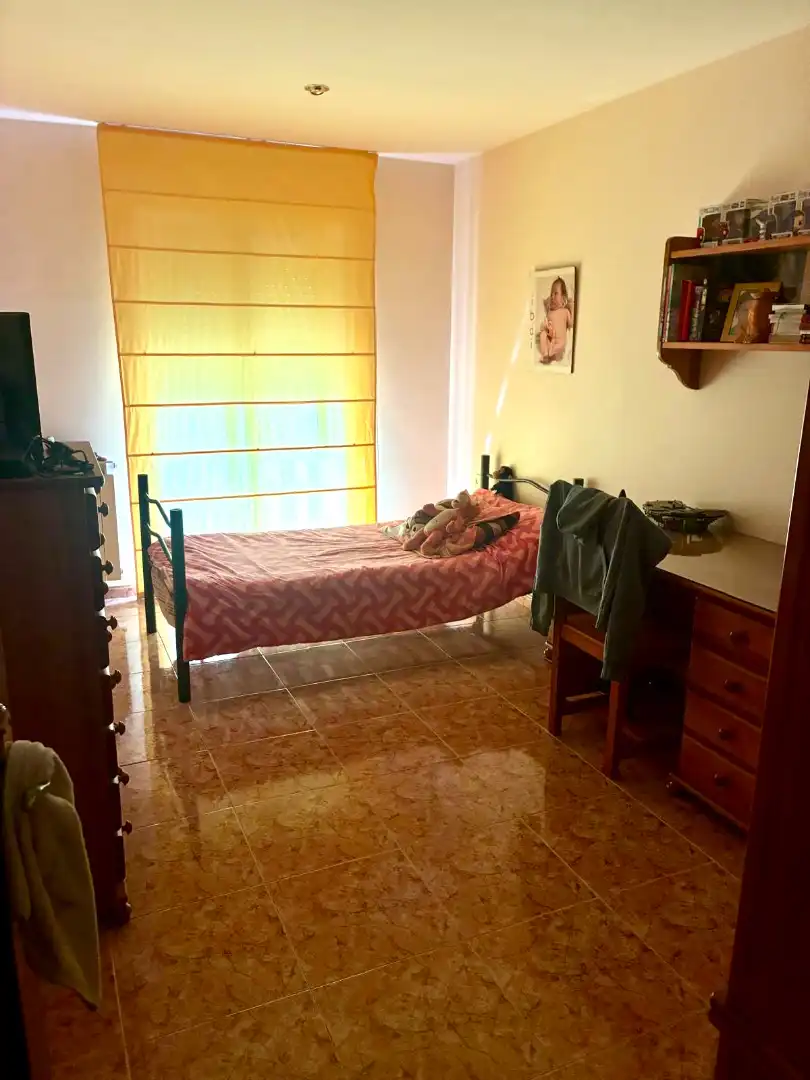 Schlafzimmer von Einfamilien-Reihenhaus zum Verkauf in Canet de Mar mit Heizung, Terrasse und Ofen