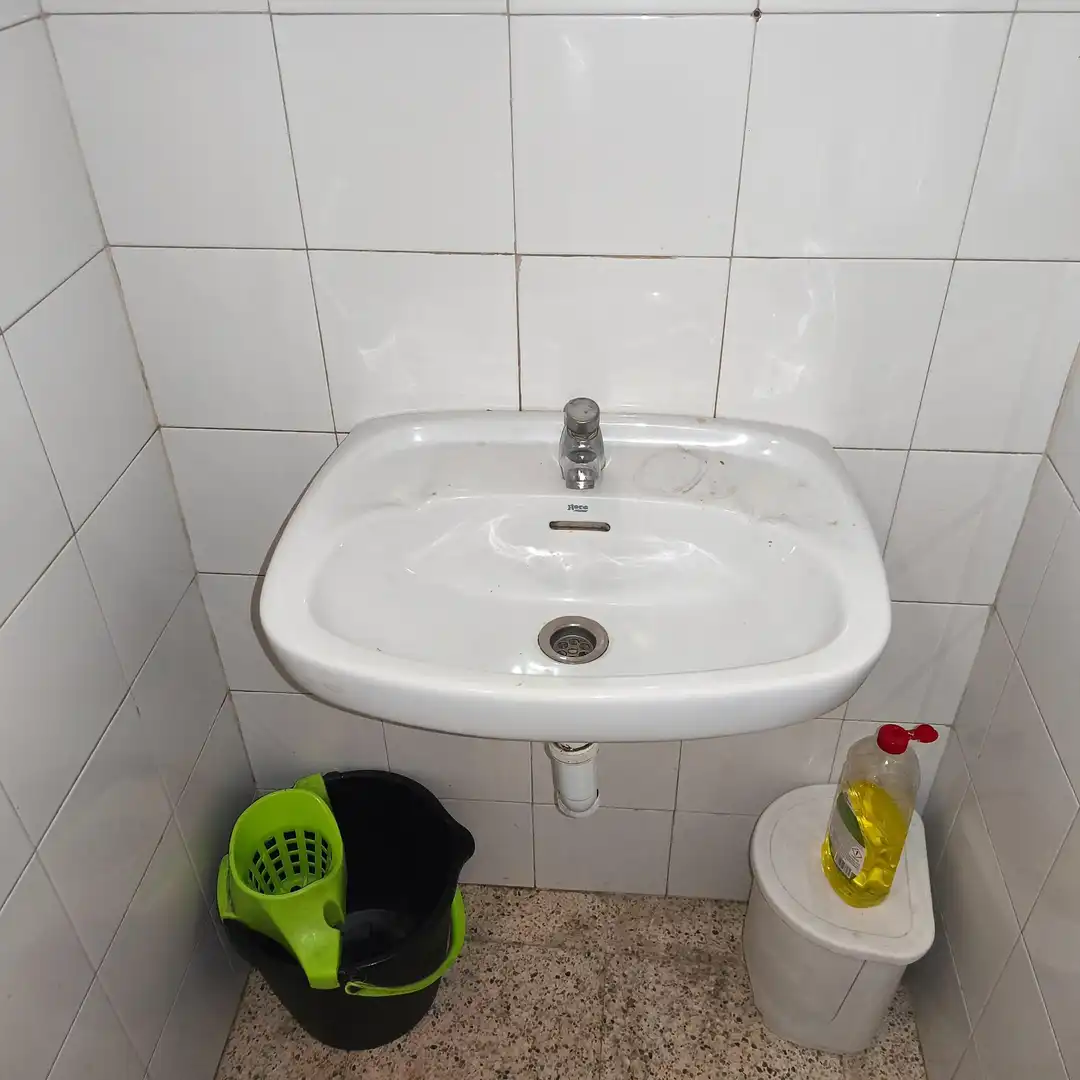 Local comercial de lloguer a Joan Prim, imagen 6