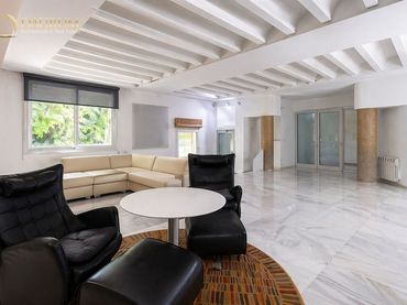 Detached house for sale in Beatriz de Suabia