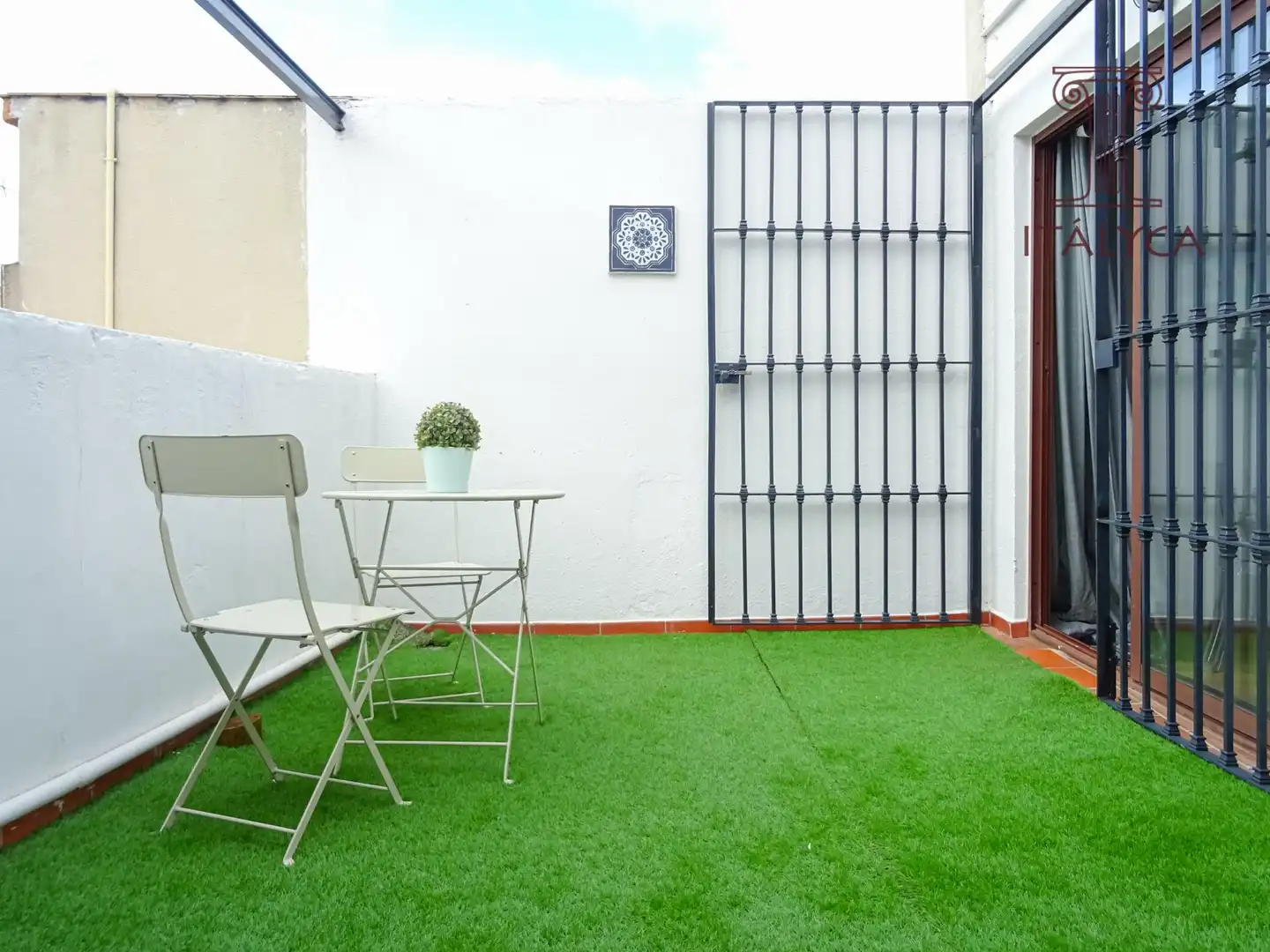 Terrasse von Dachboden zum Verkauf in Sevilla mit Klimaanlage, Terrasse und Abstellraum