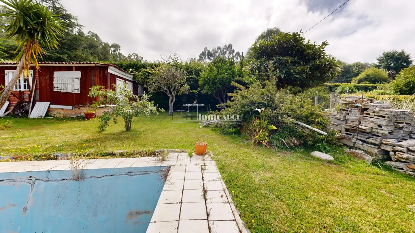 Garden of Residential for sale in Oleiros