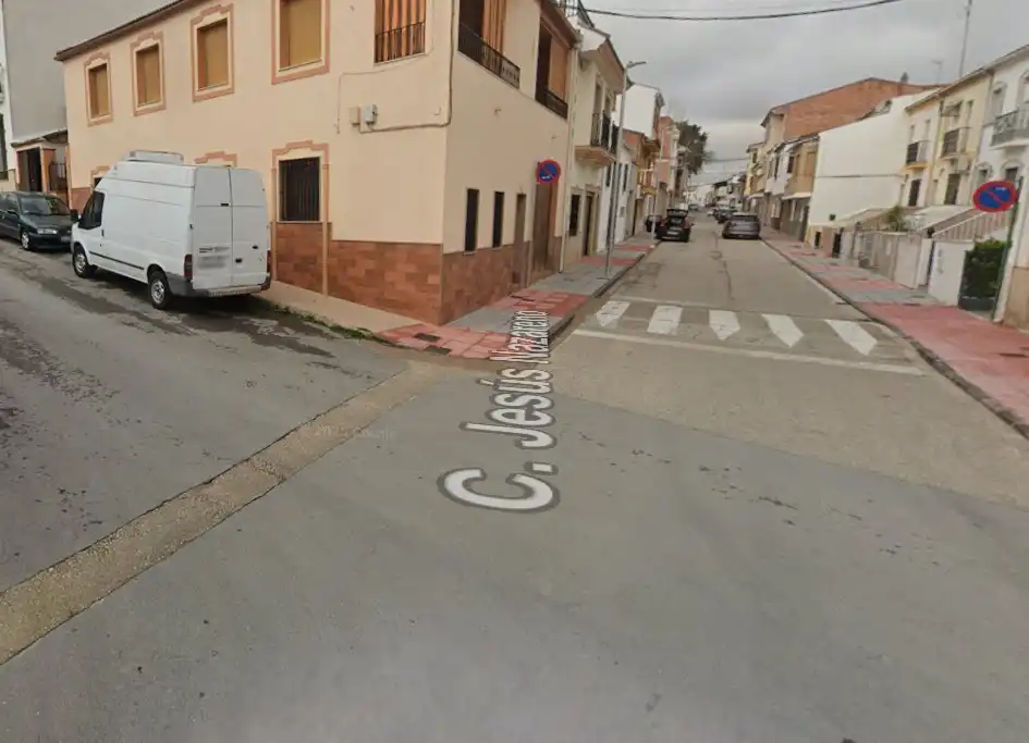 Local comercial en alquiler en Mengíbar, imagen 2