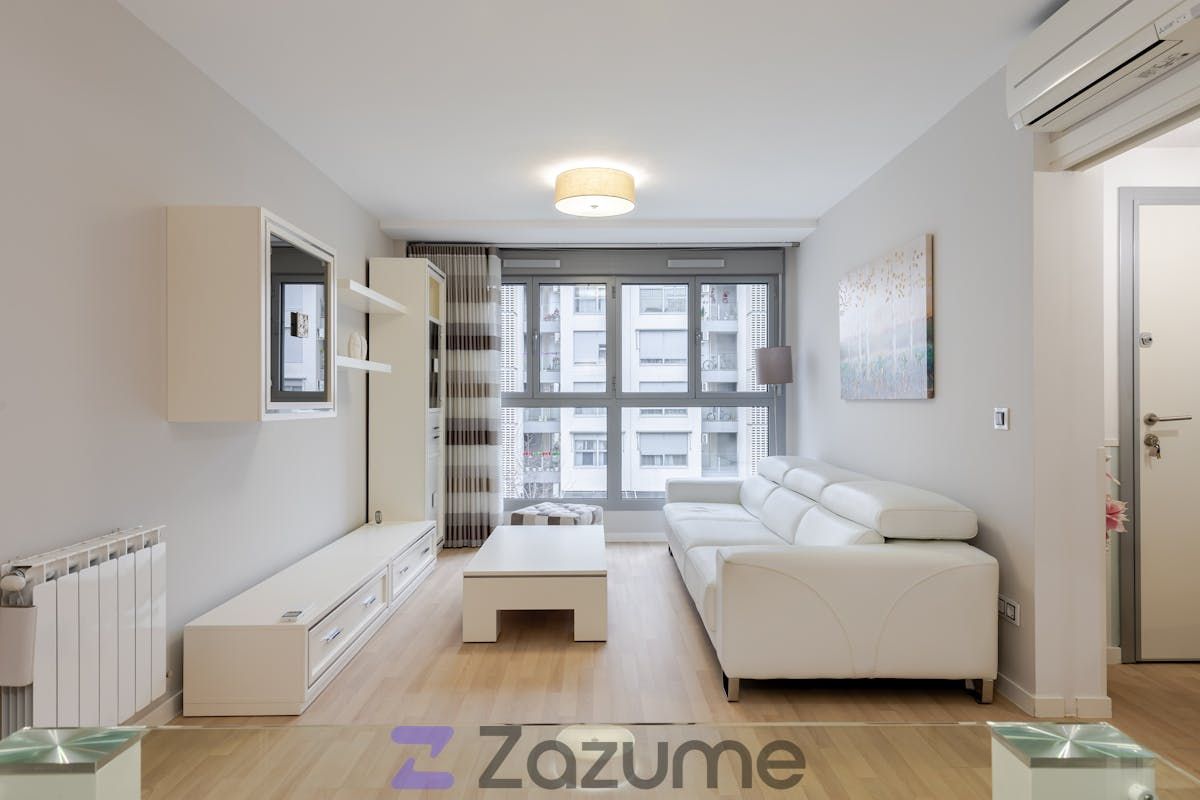 Living room of Flat to rent in Alcalá de Henares  with Air Conditioner, Heating and Private garden