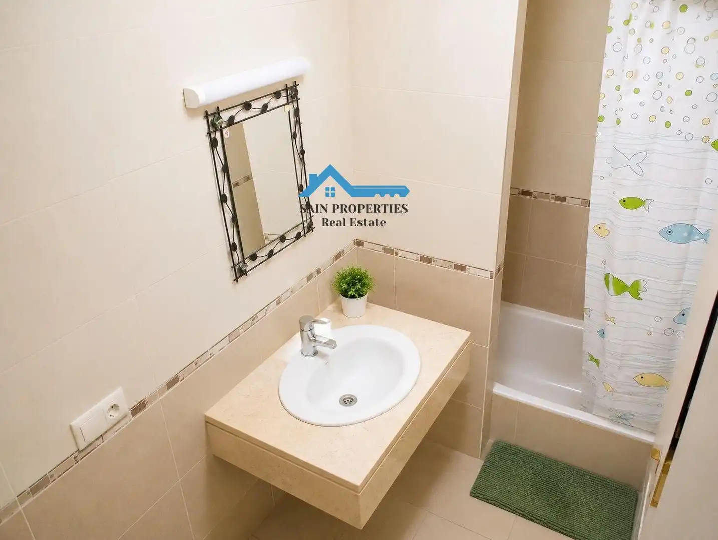 Baño de Planta baja en venta en La Nucia con Calefacción, Jardín privado y Terraza