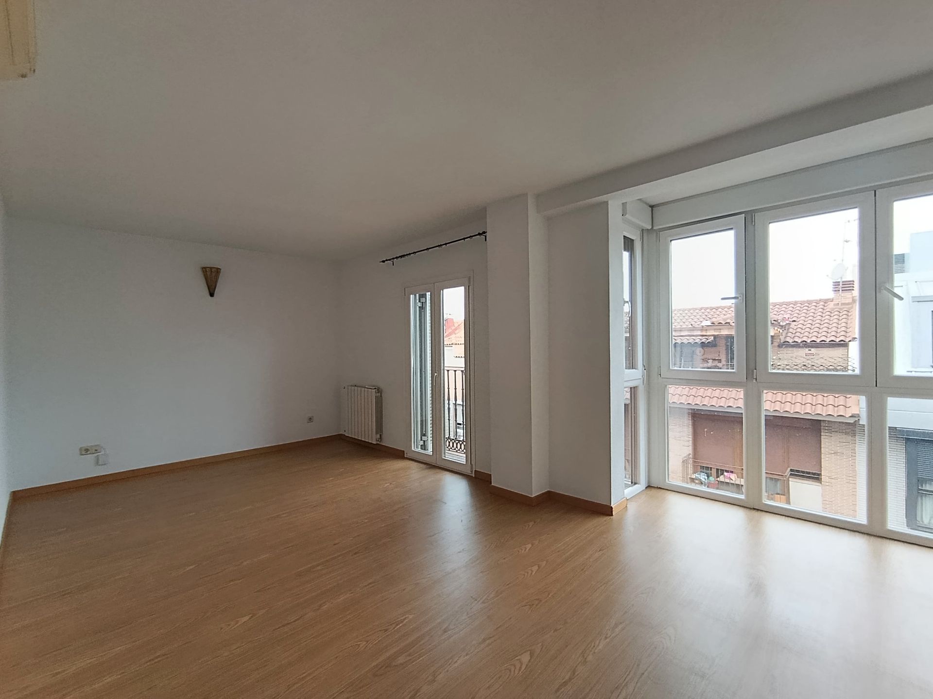 Living room of Duplex to rent in Leganés  with Air Conditioner, Heating and Parquet flooring