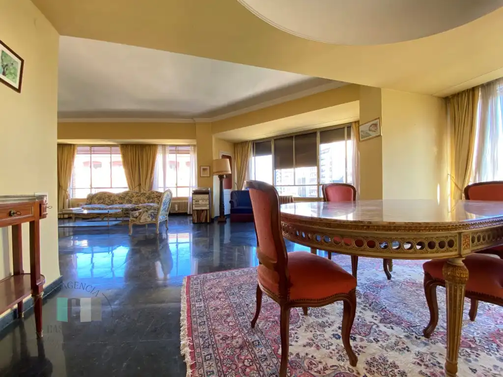 Piso en venta en Plaza Huerto Sogueros, Casco Histórico