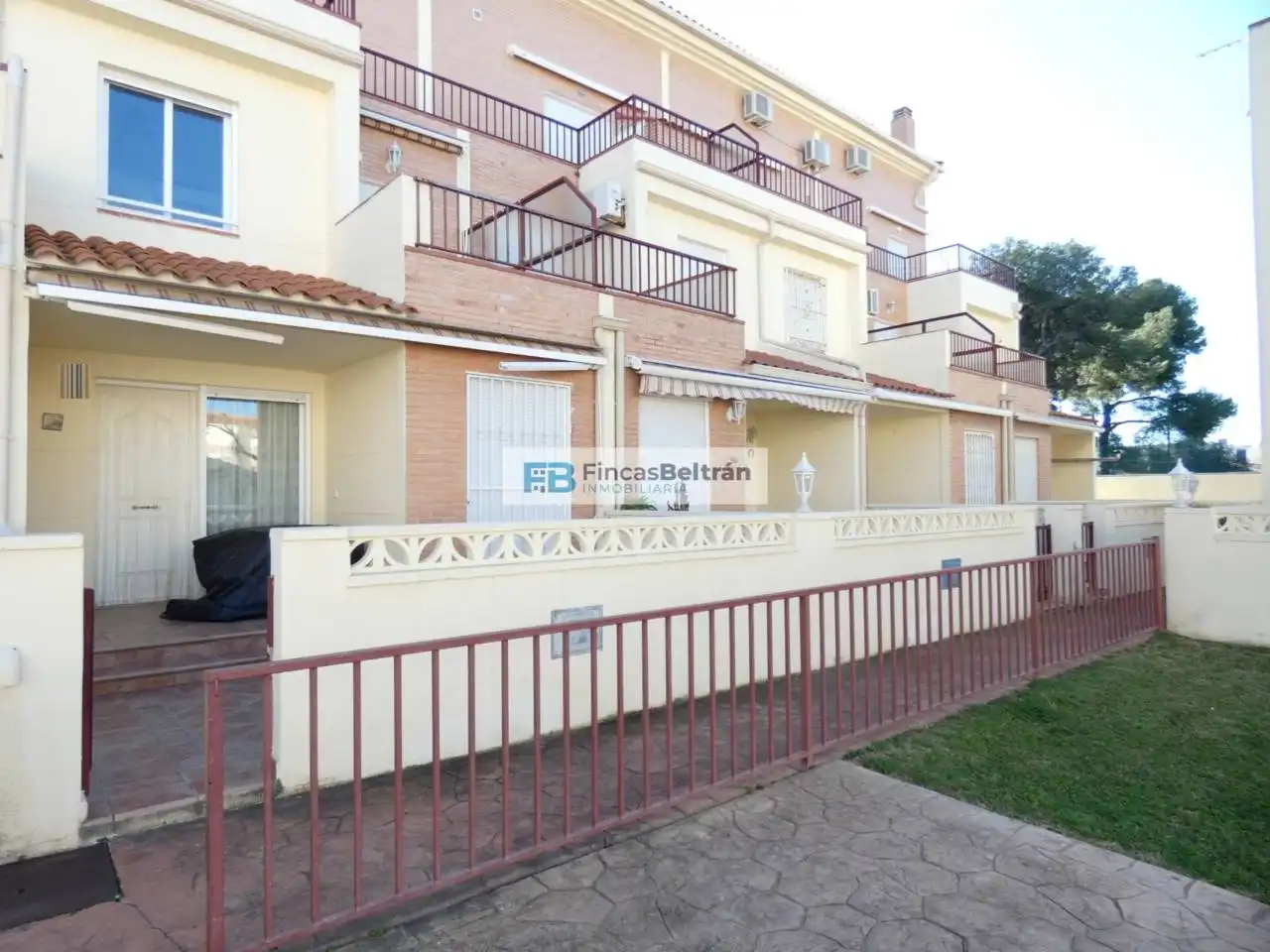 Jardín de Dúplex en venta en Benicarló con Aire acondicionado, Terraza y Amueblado