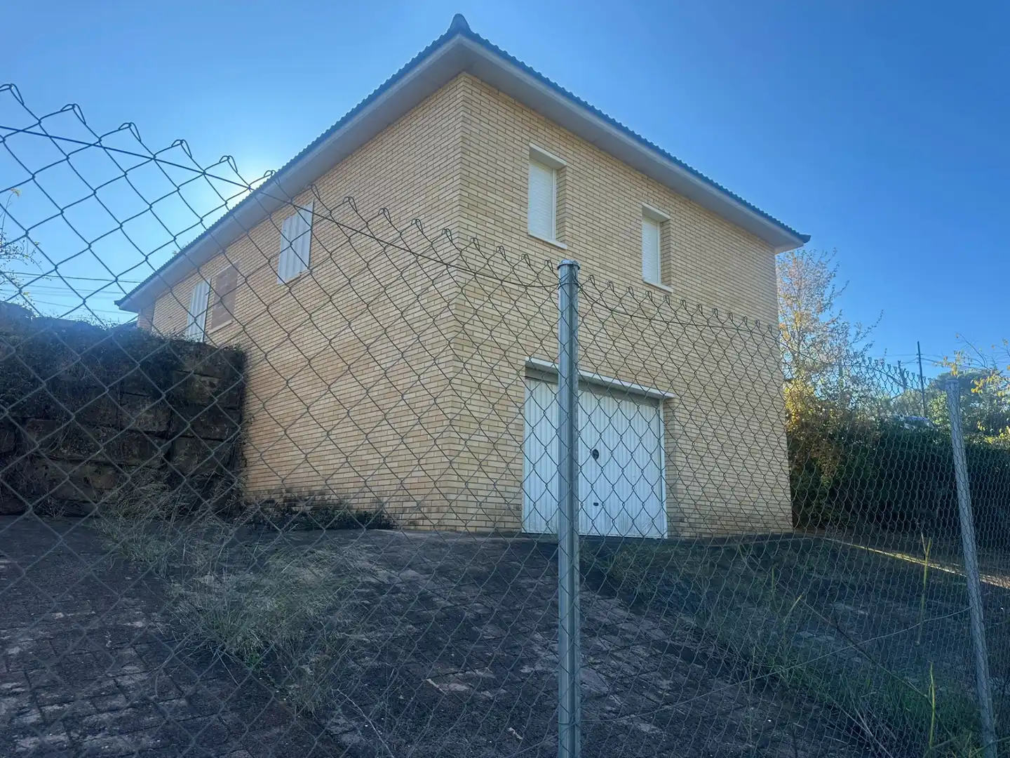 Vista exterior de Casa o xalet en venda en La Torre de Claramunt amb Alarma