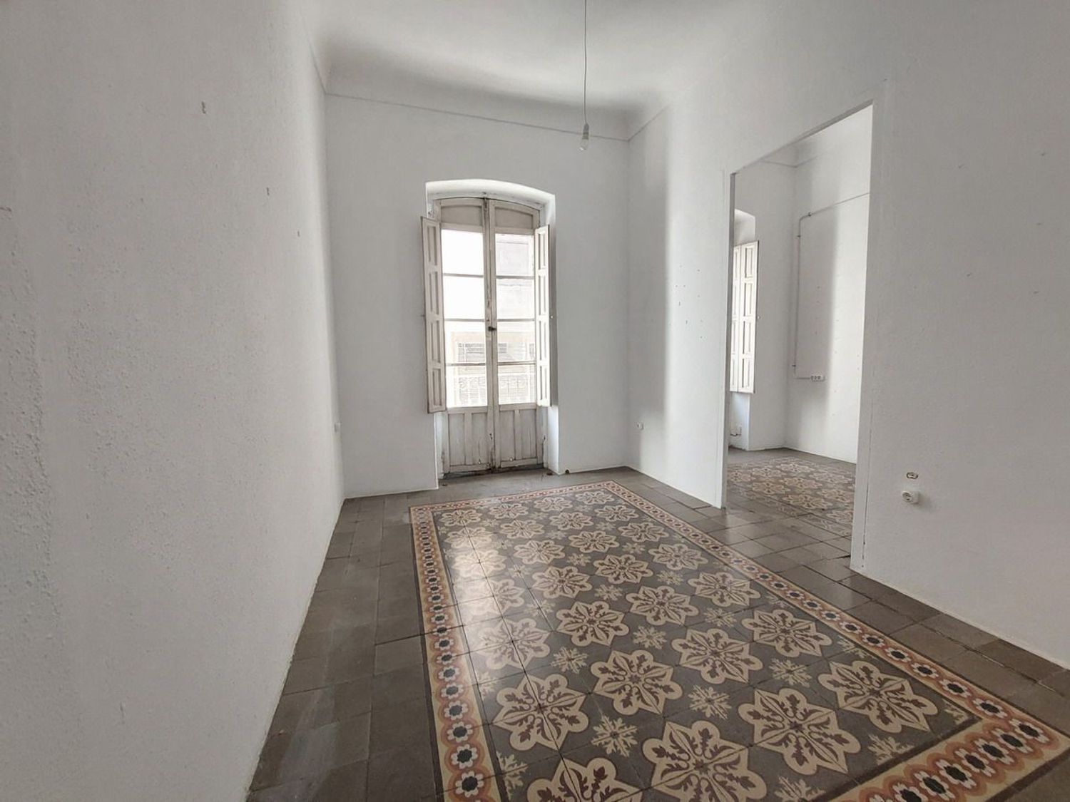 Building for sale in Alicante / Alacant