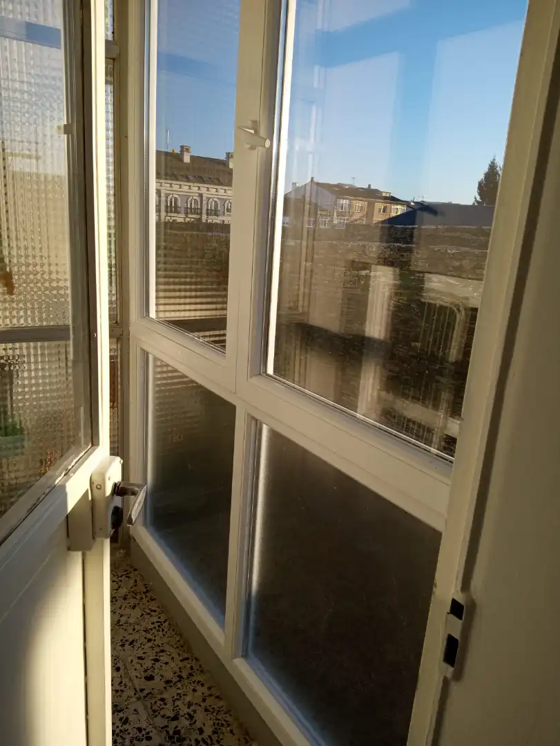 Vista exterior de Apartament en venda en Lugo amb Calefacció, Terrassa i Moblat