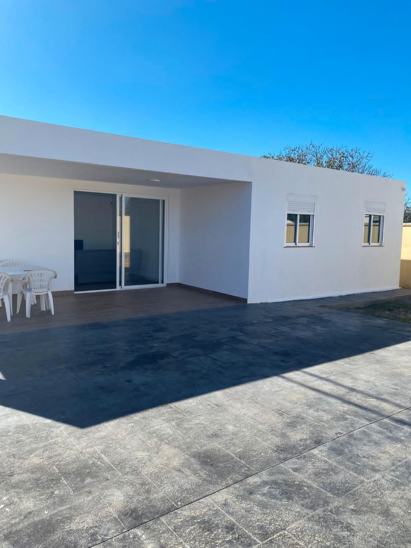Terraza de Casa o chalet de alquiler en Chiclana de la Frontera con Aire acondicionado, Amueblado y Alarma