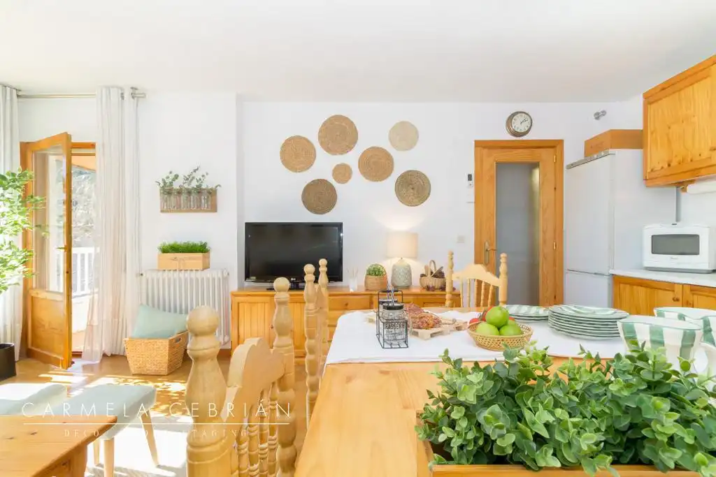 Menjador de Apartament de lloguer en Biescas, Huesca
