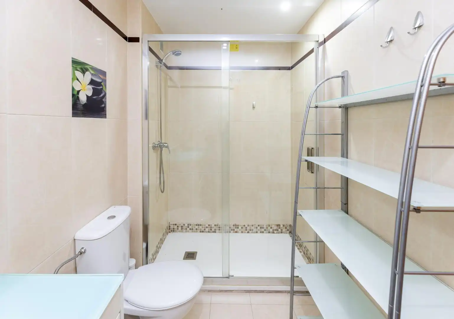 Baño de Apartamento en venta en Armilla con Terraza y Amueblado