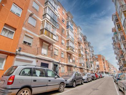 Vista exterior de Pis en venda en Valladolid Capital amb Balcó