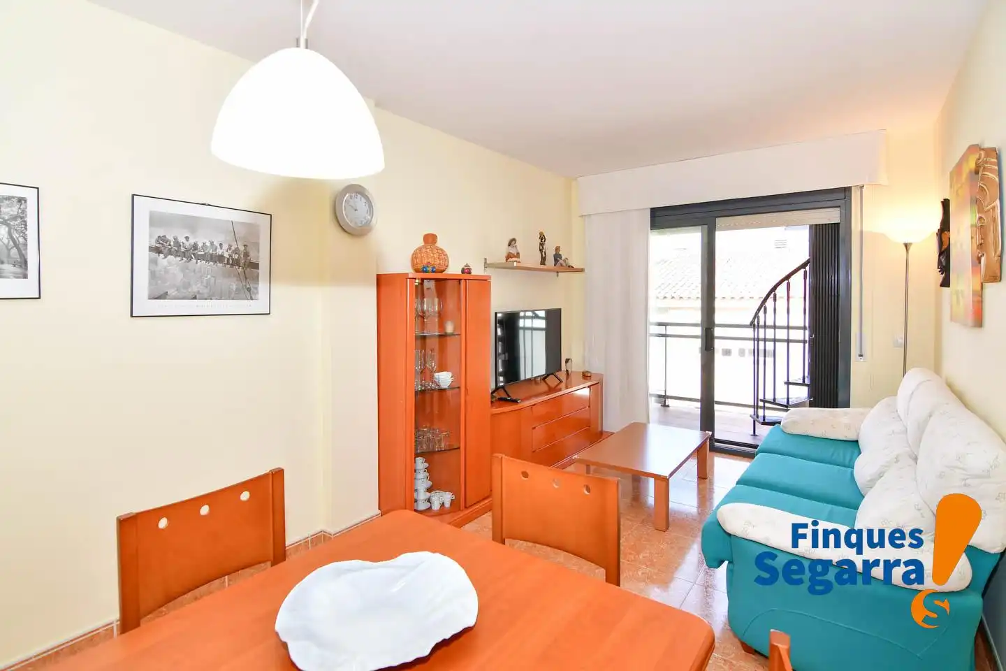 Sala de estar de Piso en venta en El Vendrell con Balcón y Piscina comunitaria