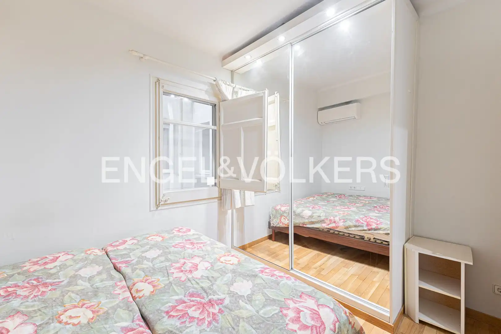 Habitación de Piso en venta en Eixample