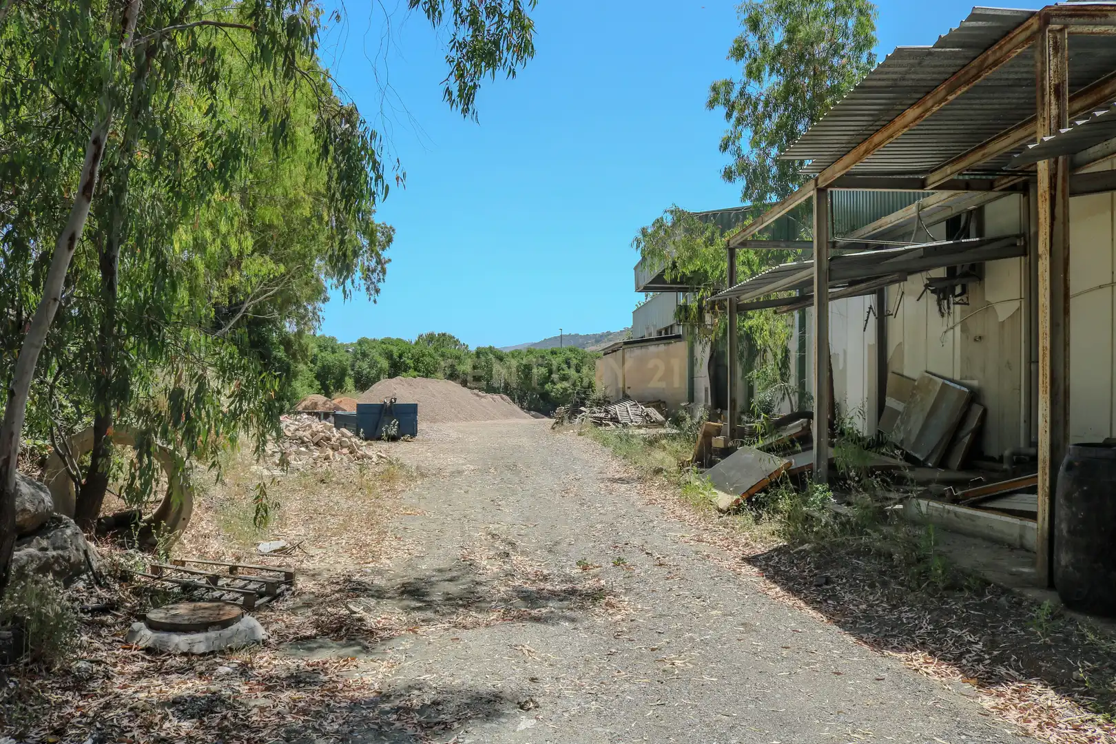 Vista exterior de Local en venda en Casabermeja