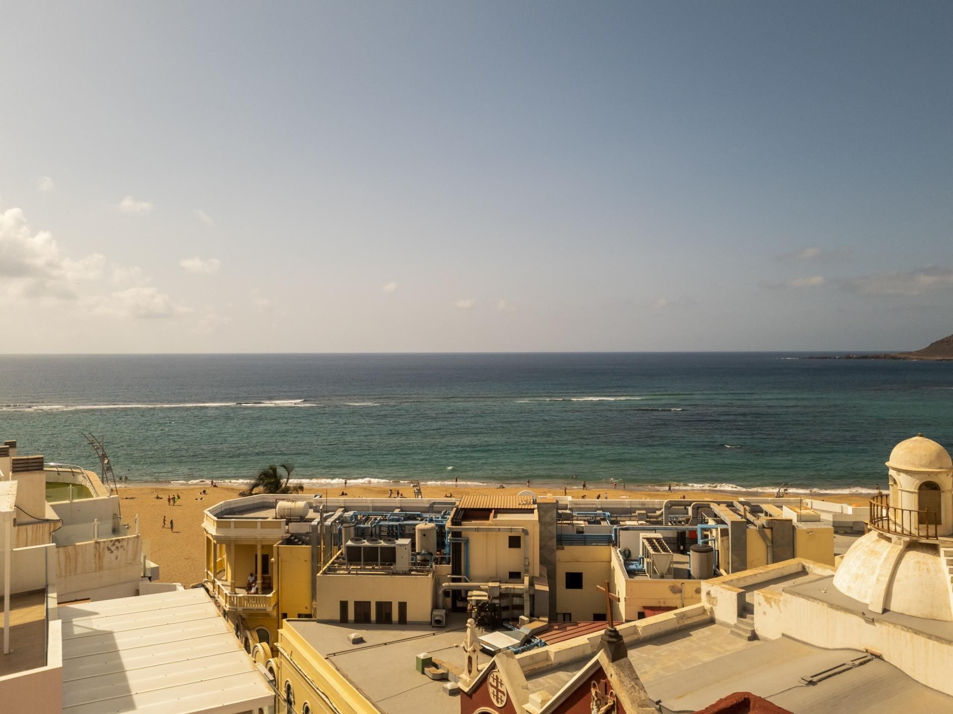 Study to rent in Calle Calle Secretario Artiles, Santa Catalina - Canteras, Isleta - Puerto - Guanarteme