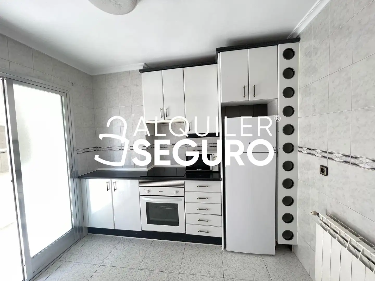 Kitchen of Flat for rent in Madrid  with Air Conditioner, Heating and Terrace