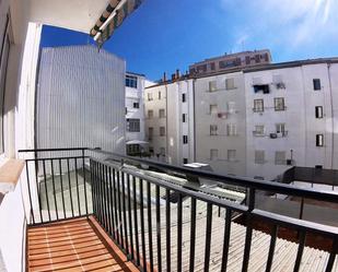 Vista exterior de Pis de lloguer en Valladolid Capital amb Terrassa i Balcó